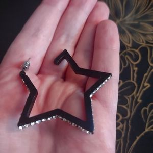 Large black star earrings